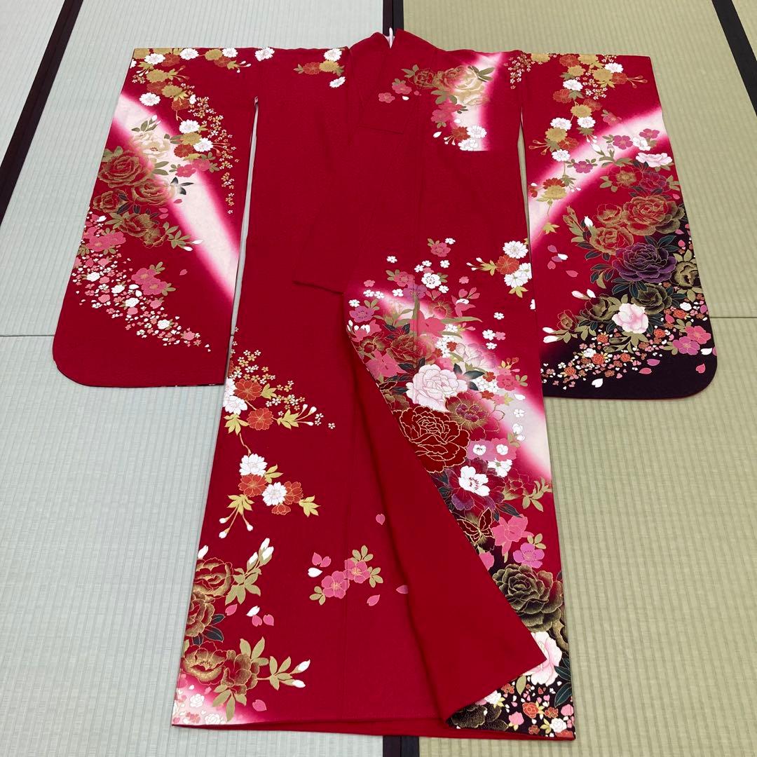 ☆中古品☆振袖　単品　正絹　赤系花模様B級品難あり振袖