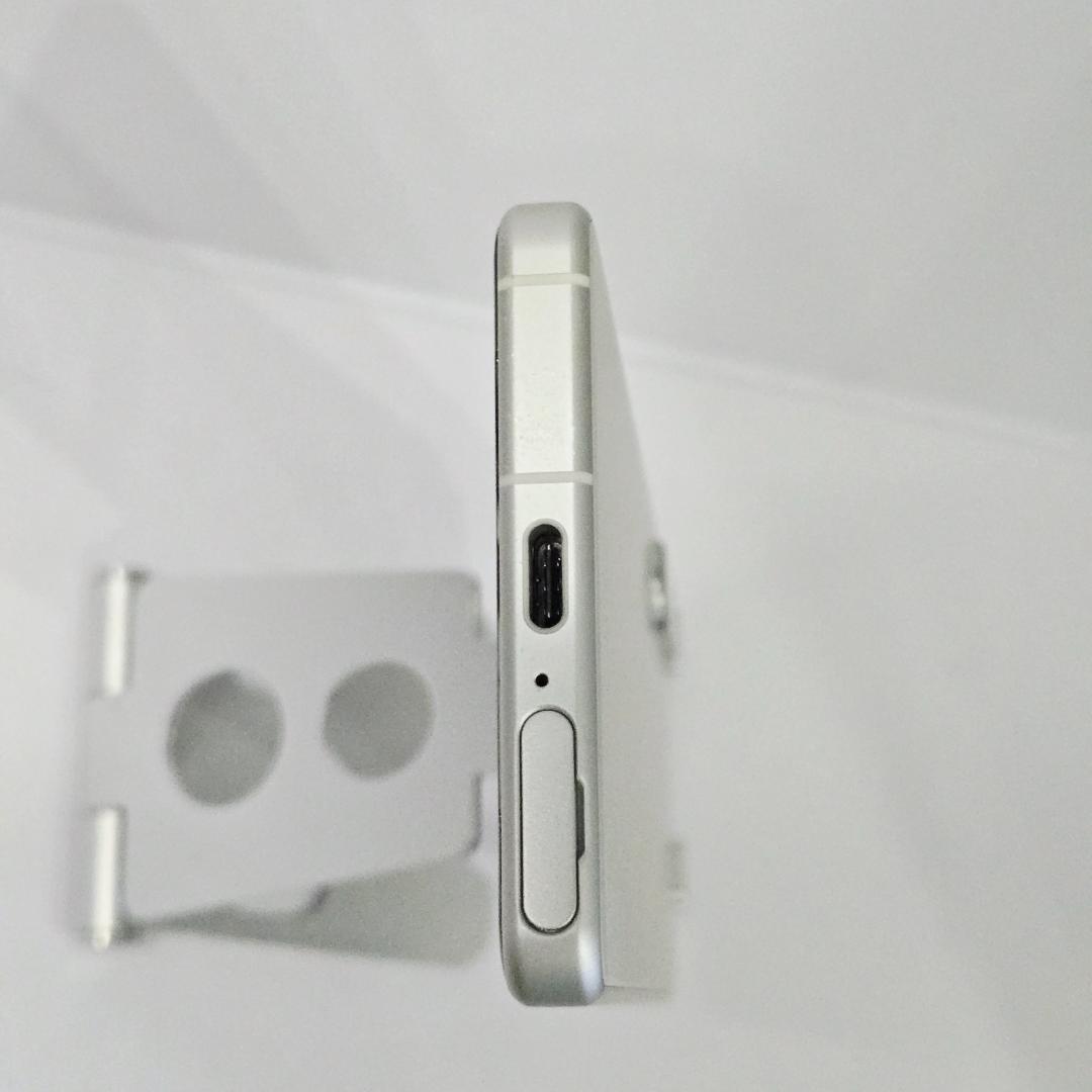 01 XPERIA 5 IV ホワイト SIMフリー