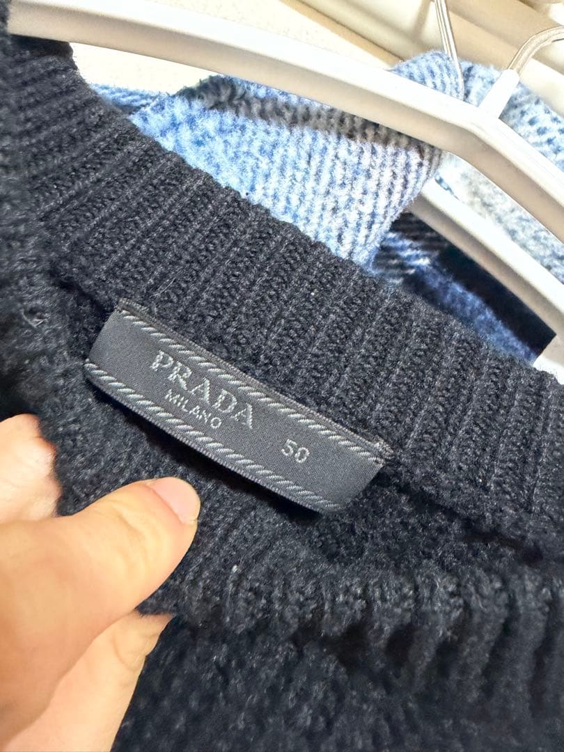 PRADA ニット　メンズ　プラダ