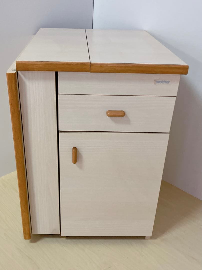 brother ブラザー　バタフライテーブル　作業台　コンセント穴付き　木製