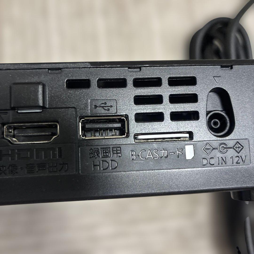 Panasonic ポータブルテレビ UN-10E10-W 23年製