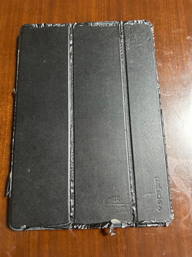 【美品】iPad 第5世代　シルバー 本体32GB Wi-Fiモデル