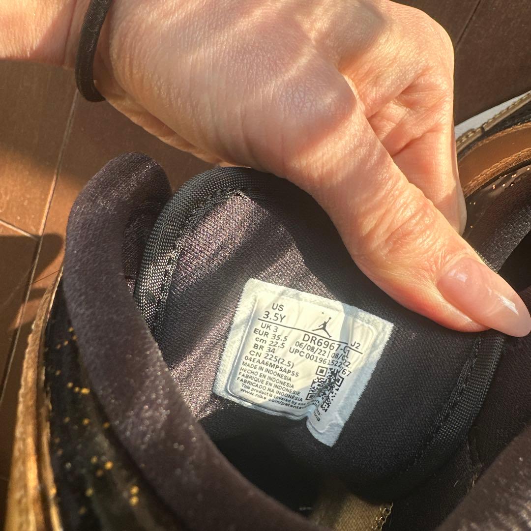 新品 Air Jordan 1 ゴールド/ブラック ハイカット 22.5cm