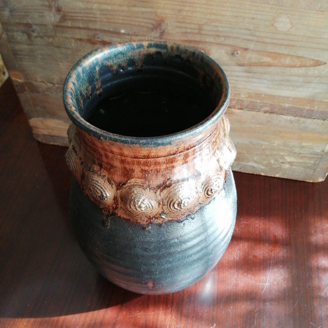 美濃焼　加藤仁　黒釉花瓶　29cm