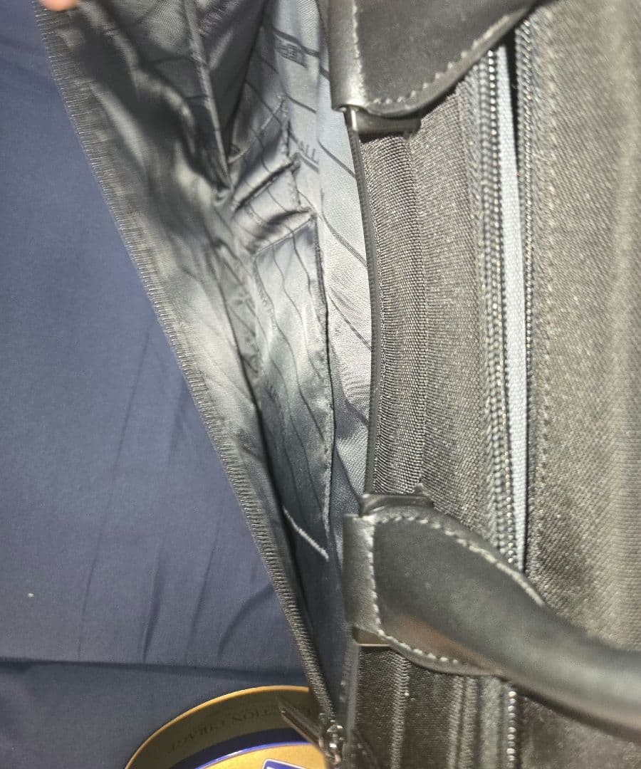 美品 ZERO HALLIBURTON ビジネスバッグ ブリーフケース 黒