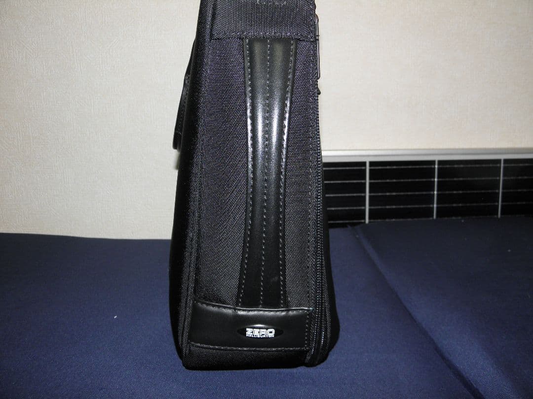 美品 ZERO HALLIBURTON ビジネスバッグ ブリーフケース 黒