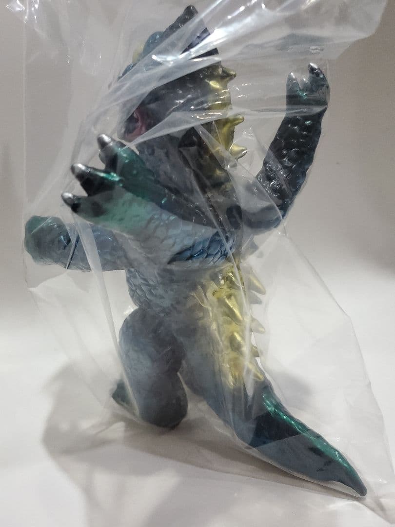 M*読様 Marmit マーミット スカルヘッドバット パチ怪獣 ソフビ　4本腕