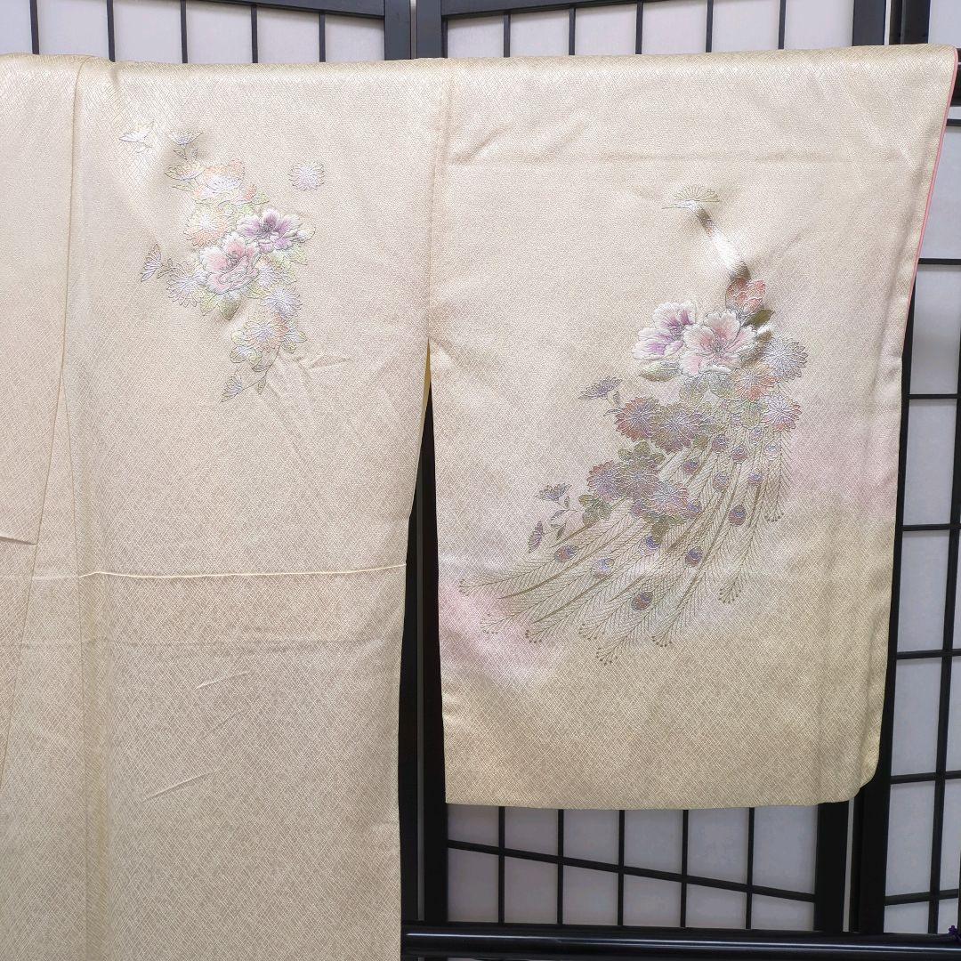 【正絹　袷附下げ】クリーム地に刺繍・箔のせ　163㎝前後　セミフォーマル　305