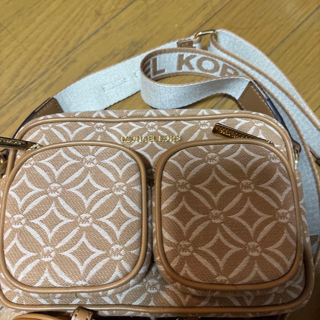 MICHAEL KORS ショルダーバッグ　ベージュ