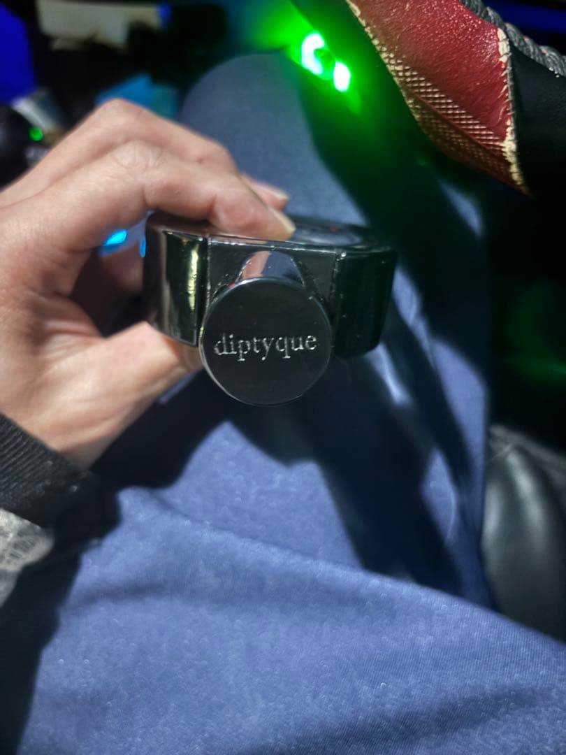 diptyque FLEUR DE PEAU ユニセックス香水