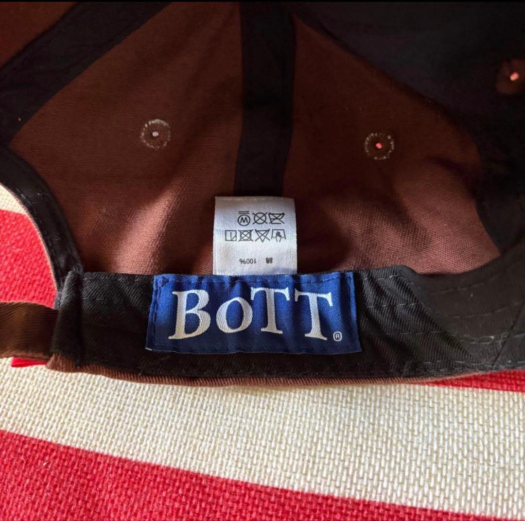 Bott ブラウン キャップ