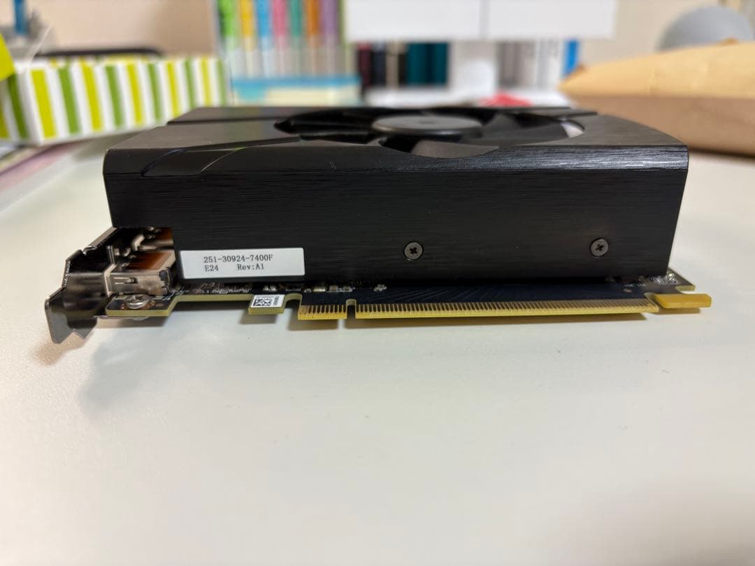 グラフィックボード・グラボ・ビデオカード Lenovo GeForce GTX1650 4GB GDDR5