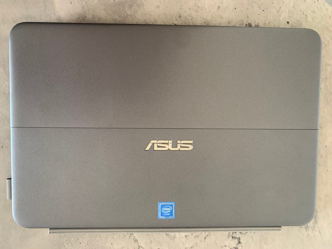 ASUS Windowsタブレット 本体