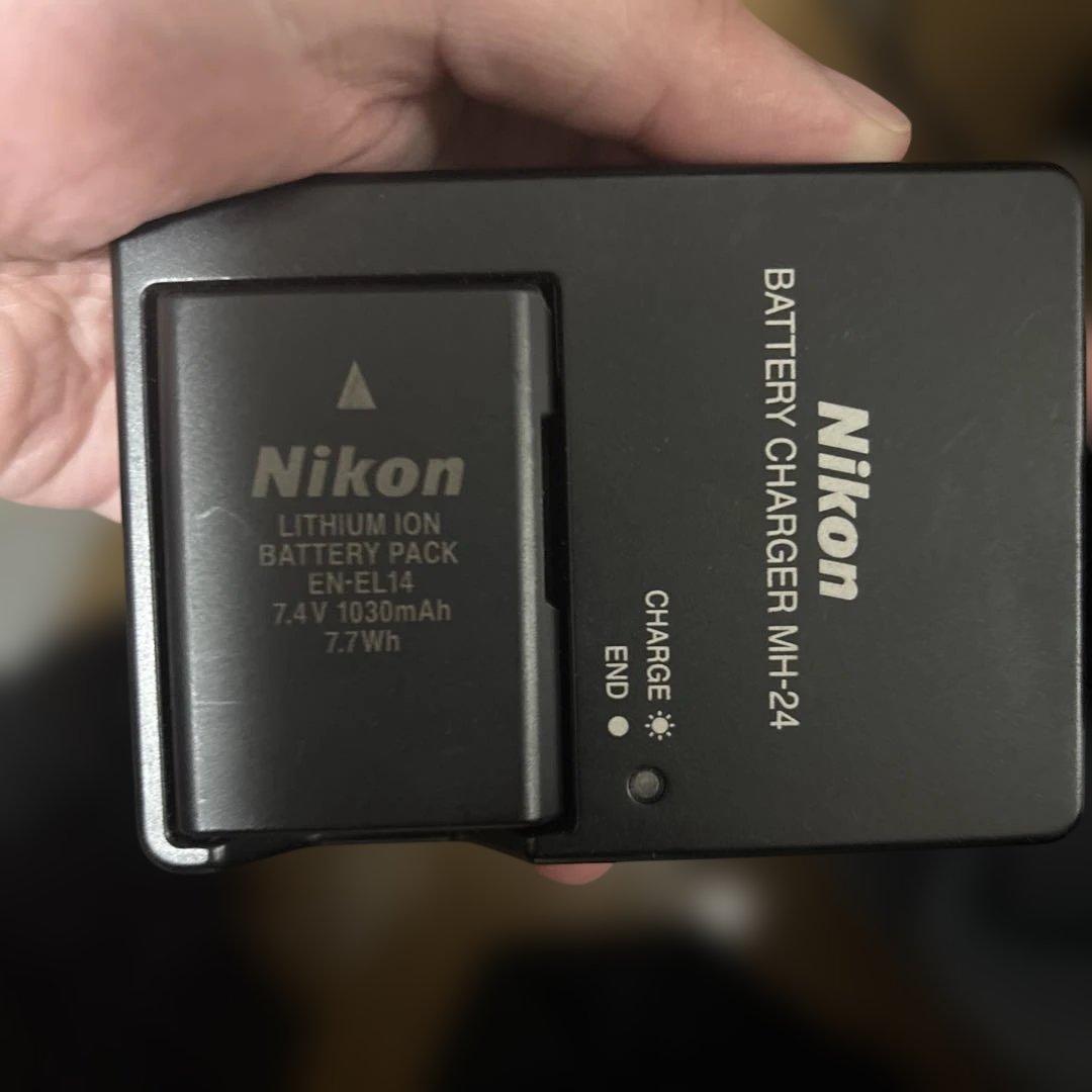 Nikon D3100 レンズ付き