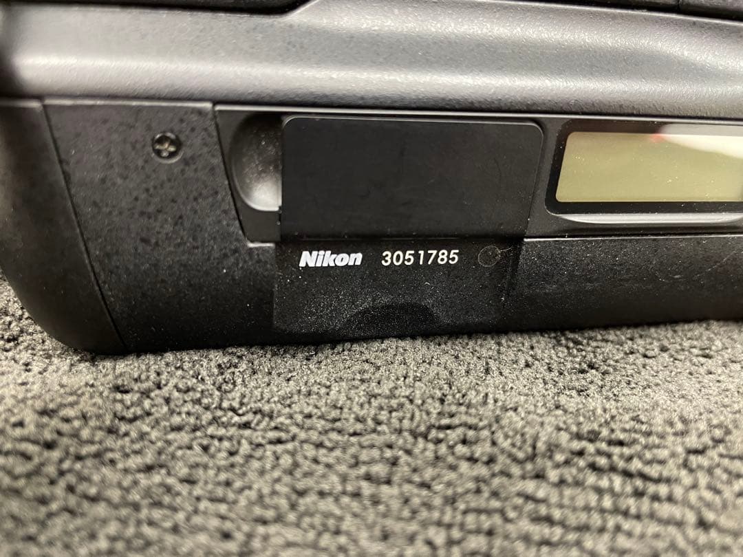 Nikon F5 フィルム一眼レフカメラ