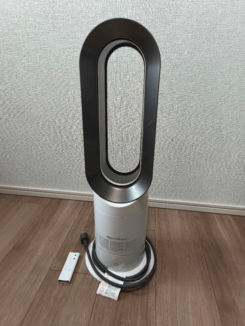 ダイソン 羽根なし扇風機 AM09 セラミックファンヒーター 2018年製 美品