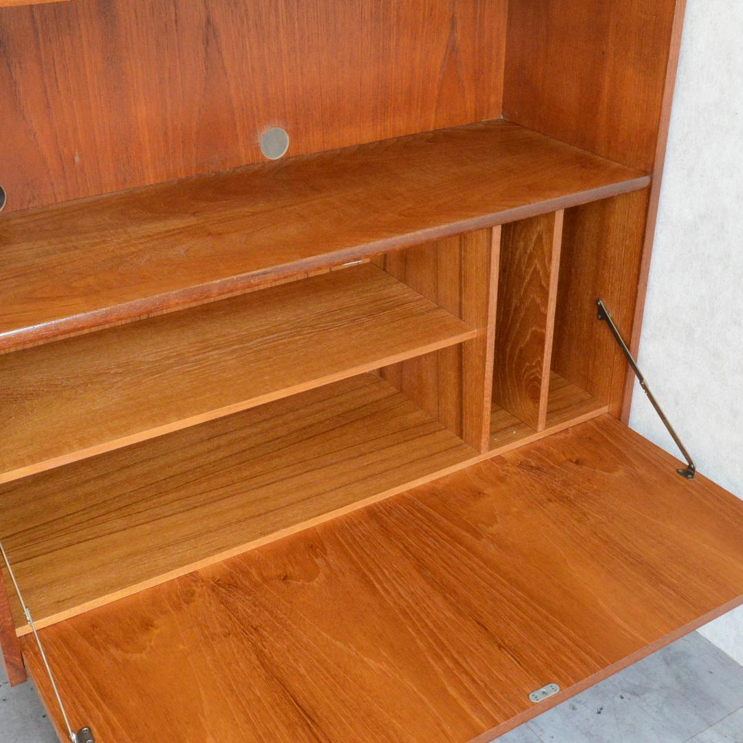 デンマーク 北欧ヴィンテージ チークシェルフ カップボード フラップ扉 北欧家具