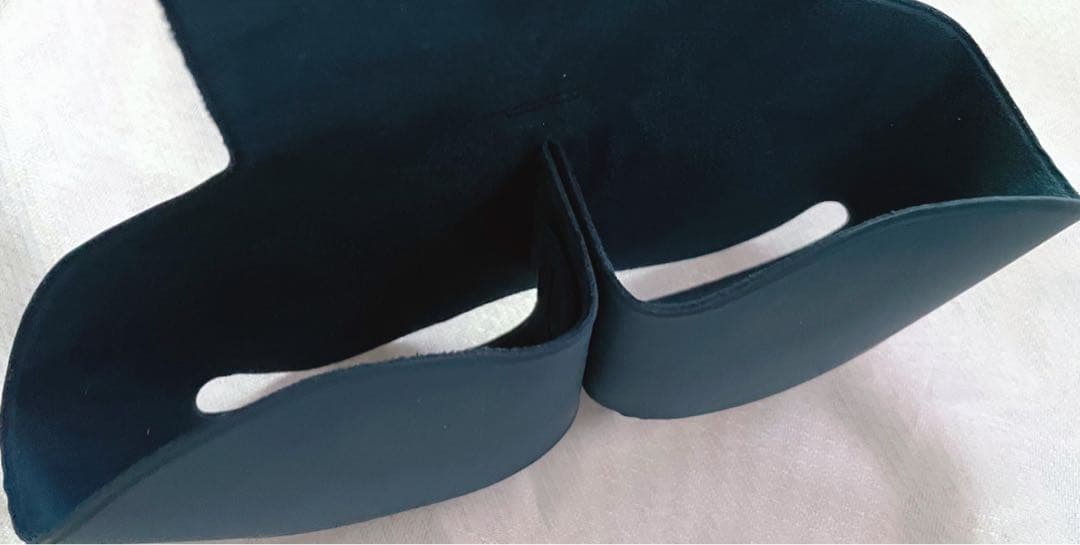 AirPods MAX 本体 スカイブルー　イヤーシリコンカバー付き　美品