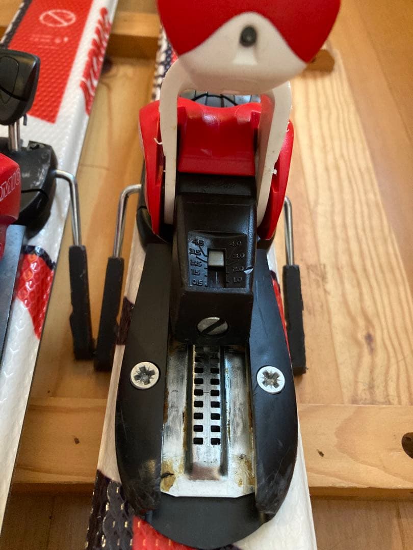 さっつじ　スキー板　ポール付き　ATOMIC製