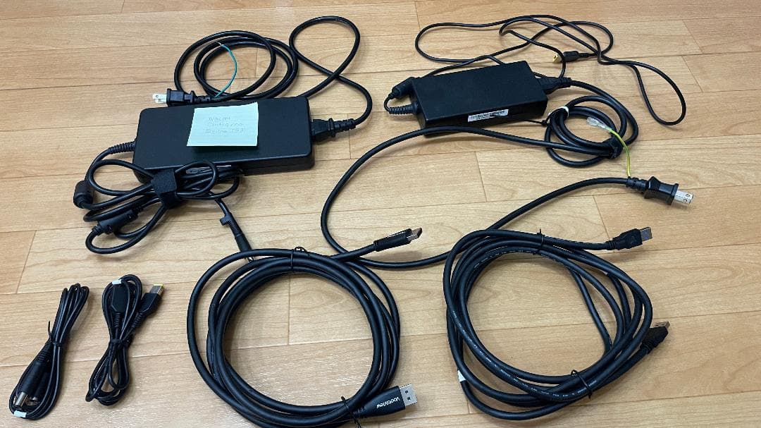 Wacom cintiq pro 32&専用スタンド&Engine i5