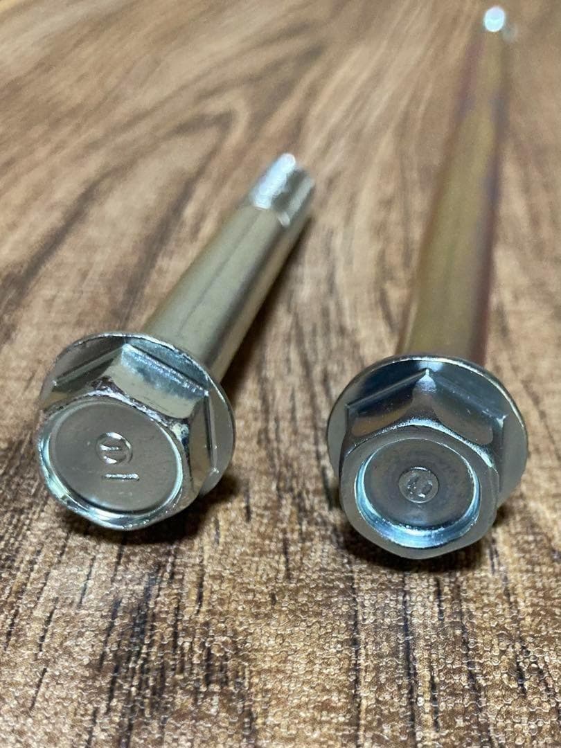 CBX400F CBX550F エンジンマウント ボルトナット　CBX エンジン