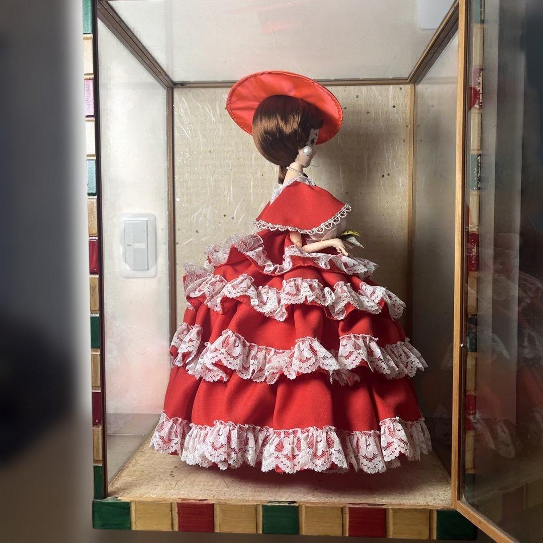 【昭和レトロ】フランス人形 ポーズ人形 赤いドレス ガラスケース入りヴィンテージ