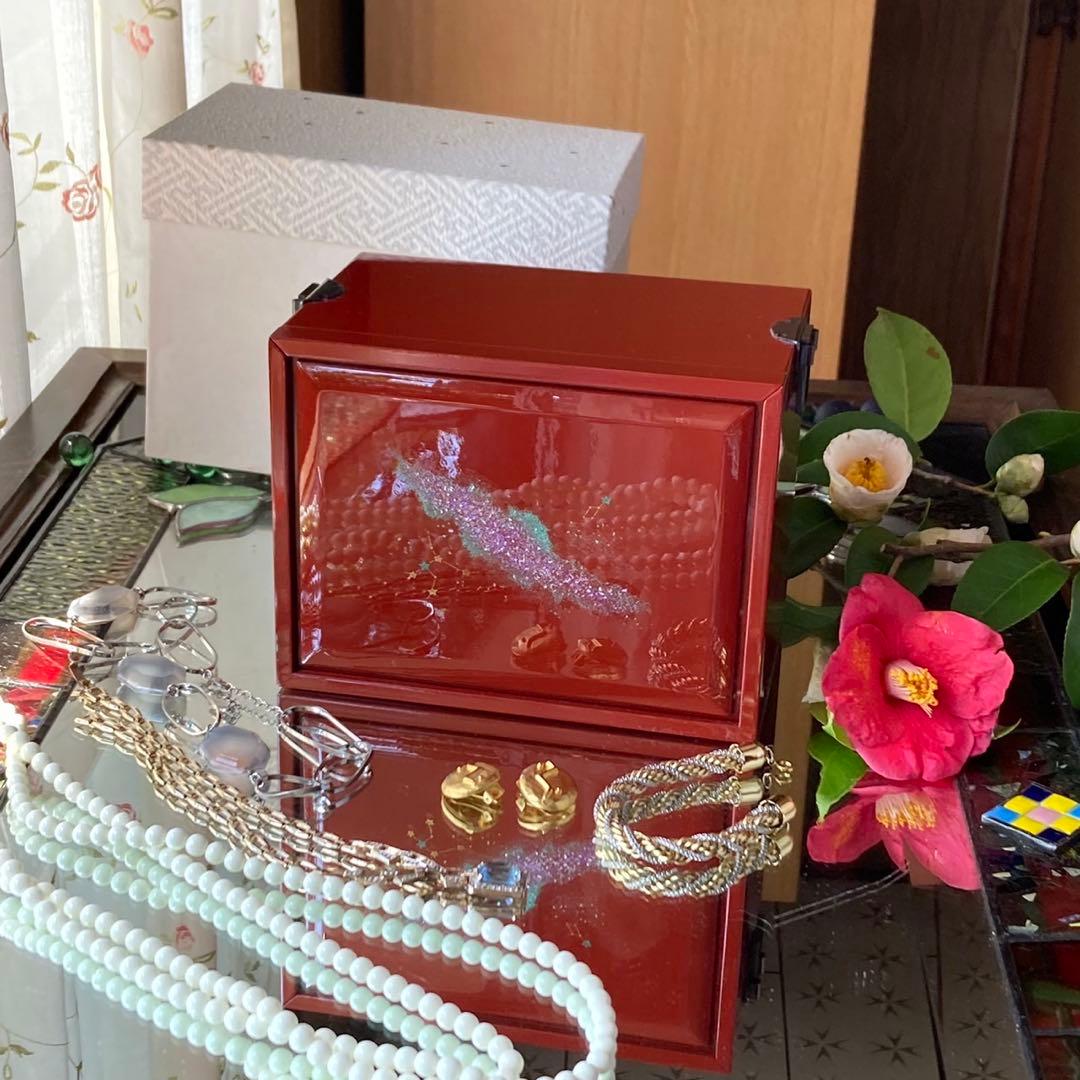 2243様感謝‼️ラス一点JAPAN輪島塗愛蔵品螺鈿蒔絵「銀河-紅」宝石箱