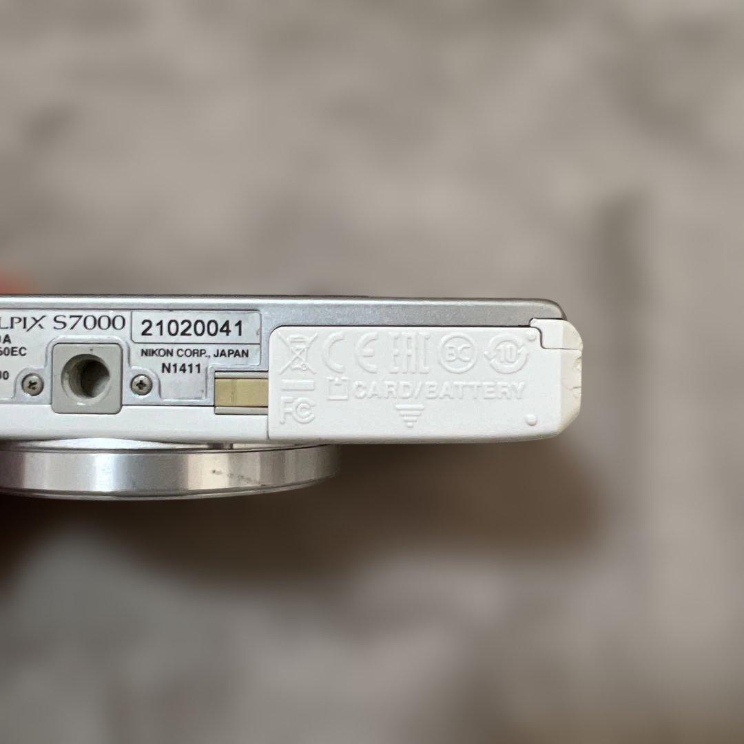 Nikon COOLPIX S7000 ホワイト ジャンク