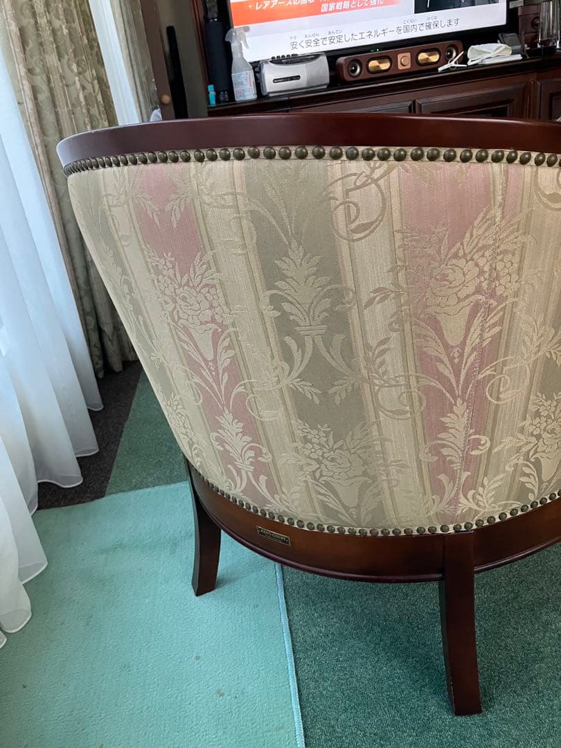 アンティーク　肘掛け　椅子1人掛け　英国風　家具の老舗マルニ　木工製