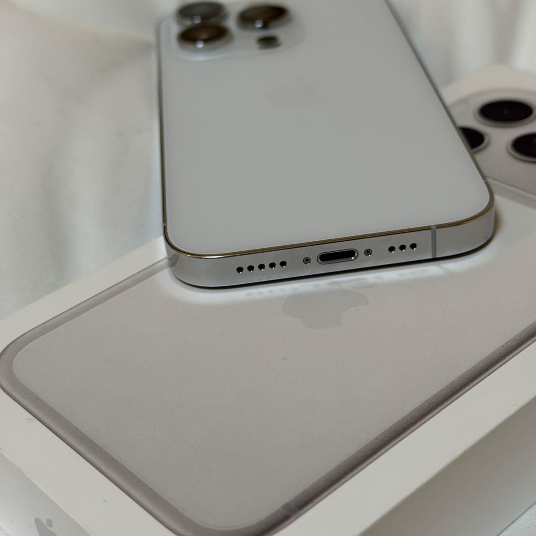 【美品】Apple iPhone 14 Pro 256GB シルバー