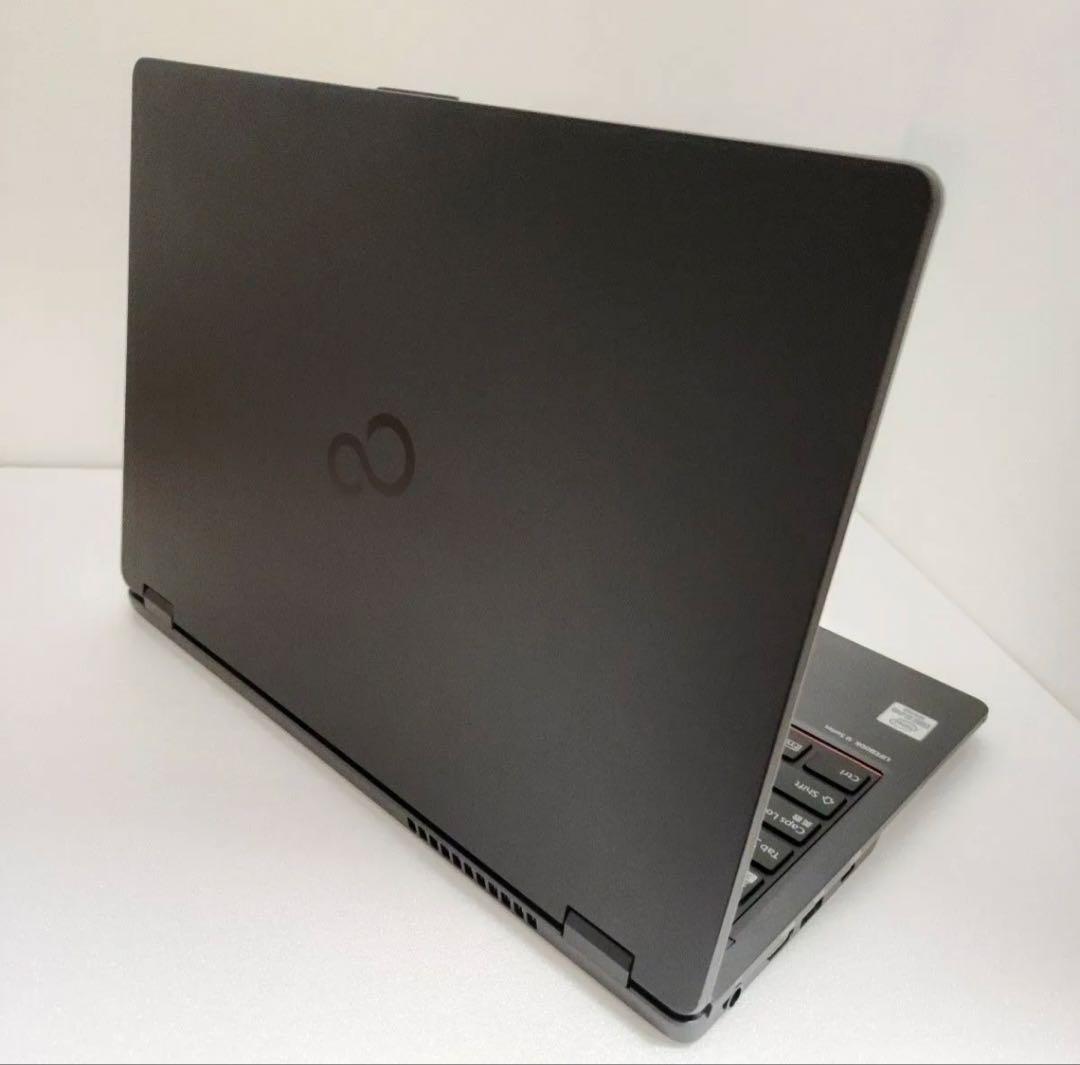 美品❗️LIFEBOOK U7310/D i5-10310U メモリ8GB