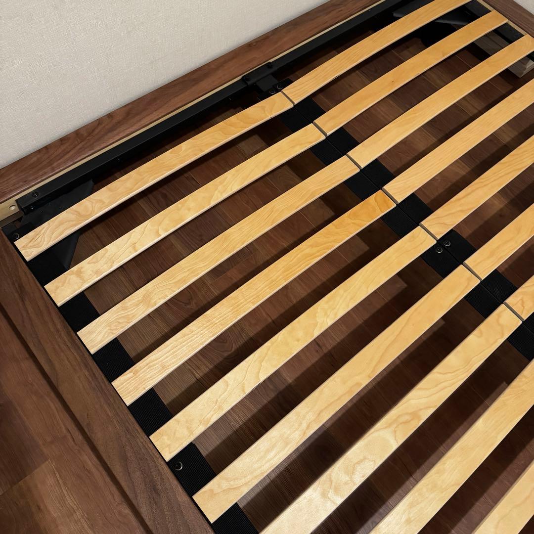 【リボん】無印良品ダブルベッドフレーム & エマスリープマットレス