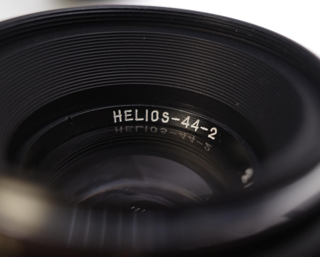 83 希少【スクエア絞り】　未使用　ぐるぐるボケ　 ヘリオス　44-2　M42