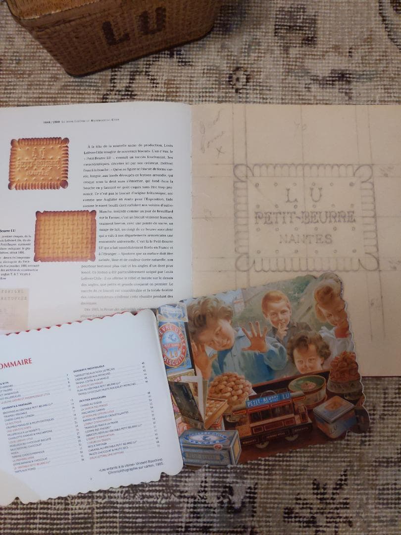 フランス　LUビスケット本　２冊