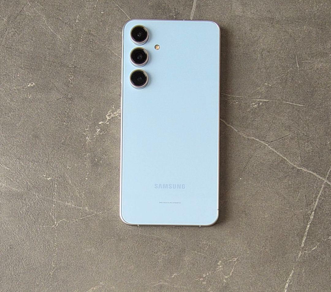 Samsung Galaxy S24 FE 青色 箱付き