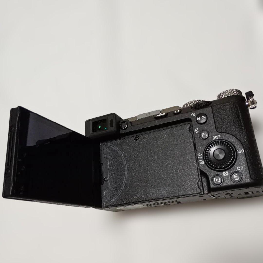 【超美品】SONY α7CII ミラーレスデジタル一眼「ILCE-7CM2」