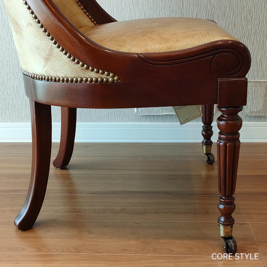 希少　ヒッコリーチェア　キャスター付き　クラシック家具　太鼓鋲①