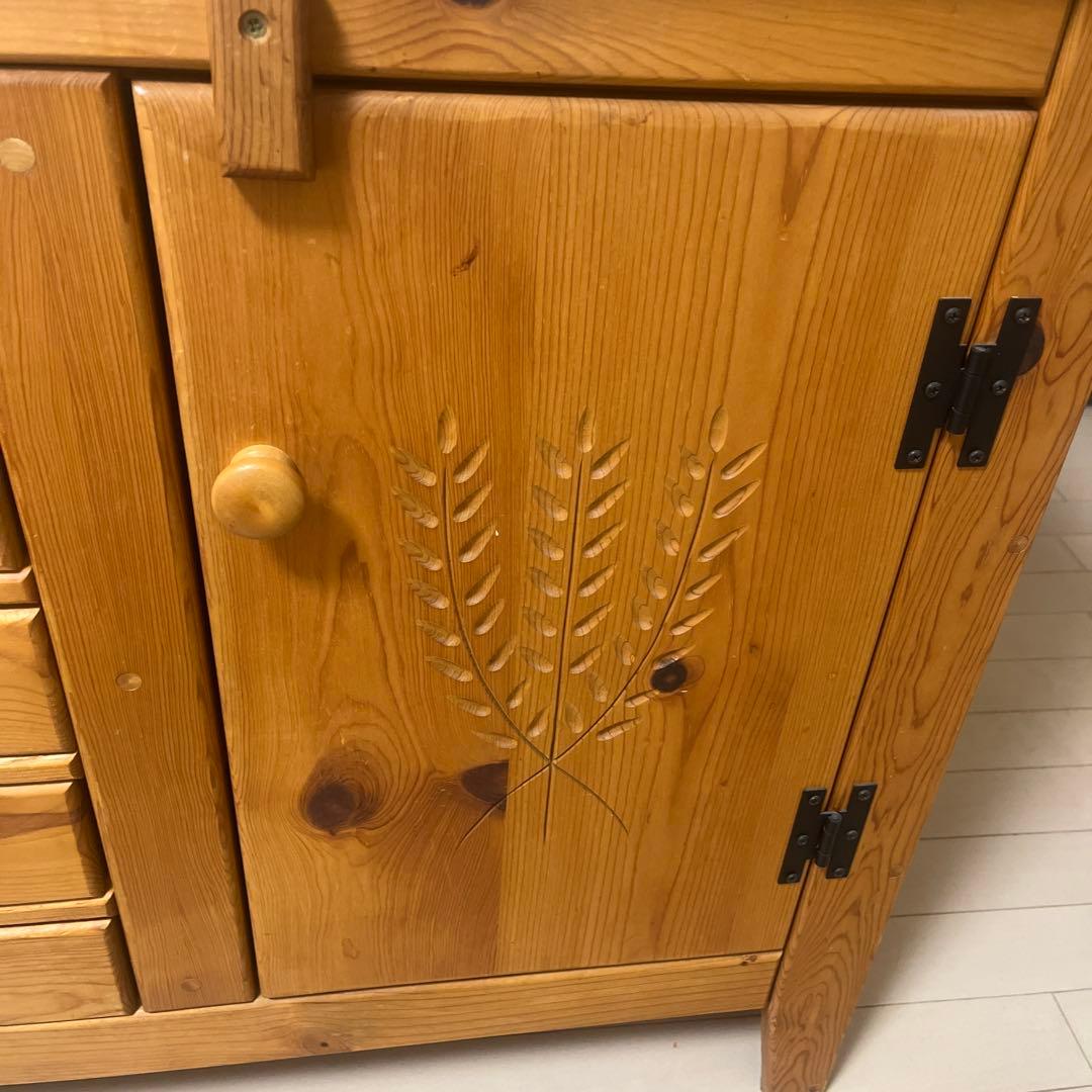 木製チェスト 彫刻　アンファン　カントリー　チェスト　天然木