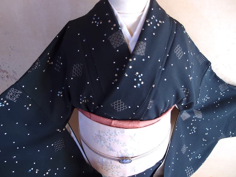 染め小紋（小花、古典文）裄66 正絹