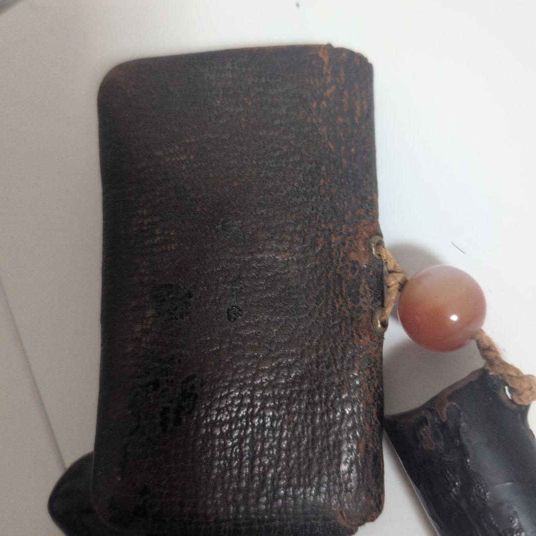 時代物　煙草入れ　煙管入れ　瑪瑙付き紐　古美術　煙管パイプ　キセル　メノウ石