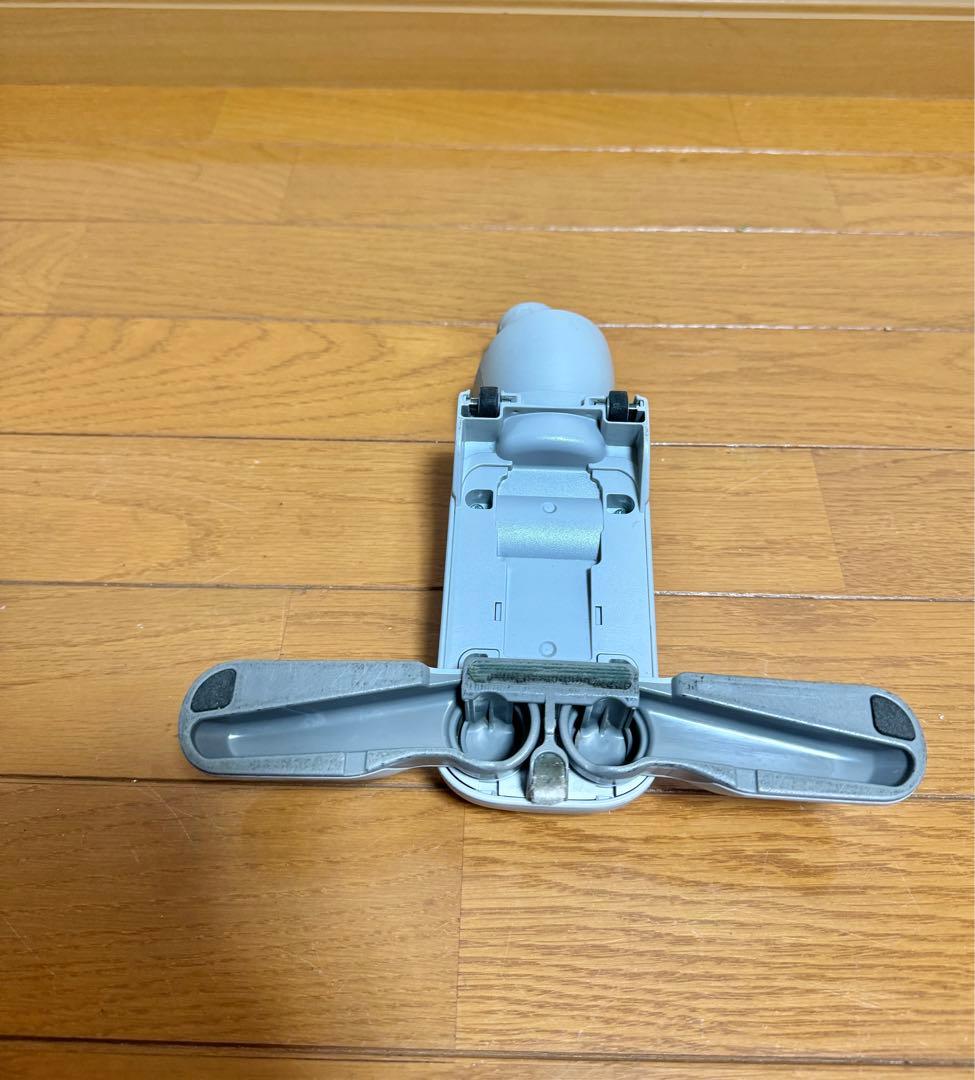 パナソニック セパレート型コードレススティック掃除機 MC-NS70F