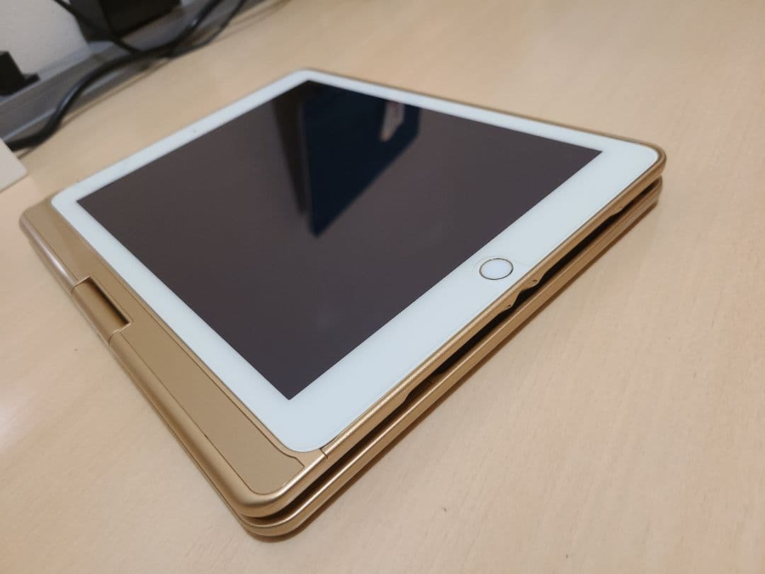 iPad本体 AU Cellular Apple iPad Air 2 MNVR2J