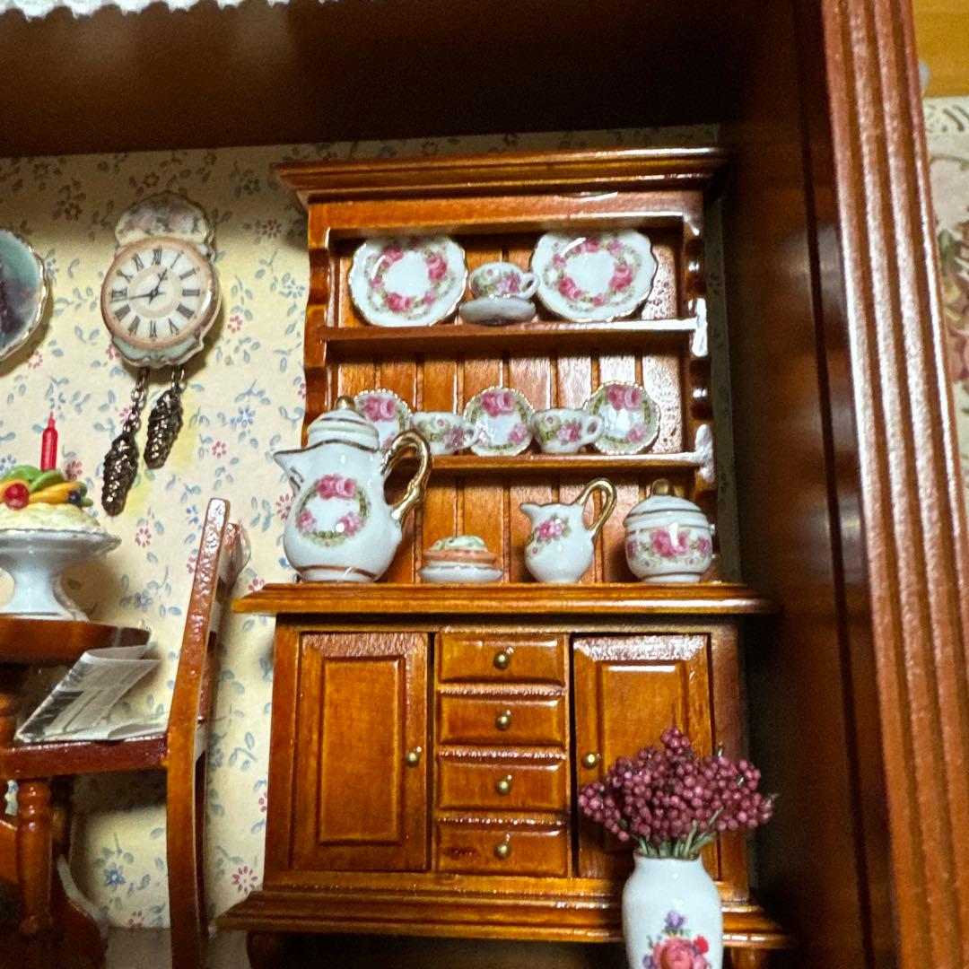 ロイターポーセリン　ミニチュア