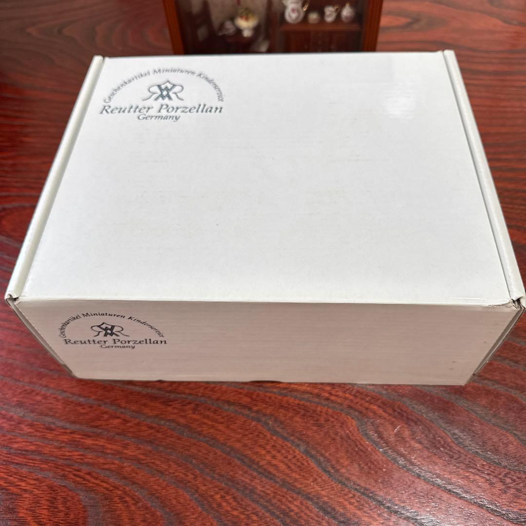 ロイターポーセリン　ミニチュア