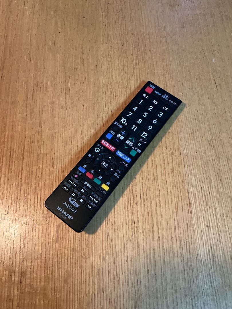 ☆お買い得！SHARP AQUOS 32V型液晶テレビ2017年　超美品おまけ