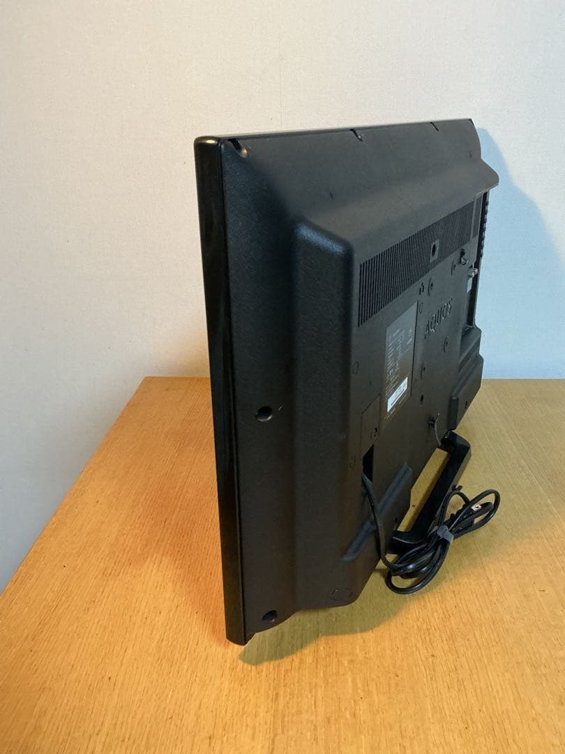 ☆お買い得！SHARP AQUOS 32V型液晶テレビ2017年　超美品おまけ