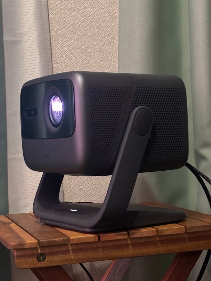 JMGO N1S Ultra 4K プロジェクター本体