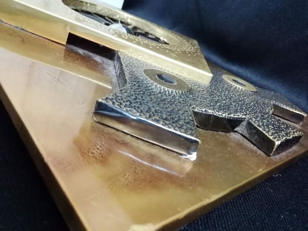 逸品　オブジェ　スティーブンチュン　ウォールデコ　スカルプチャー　ブルータリズム