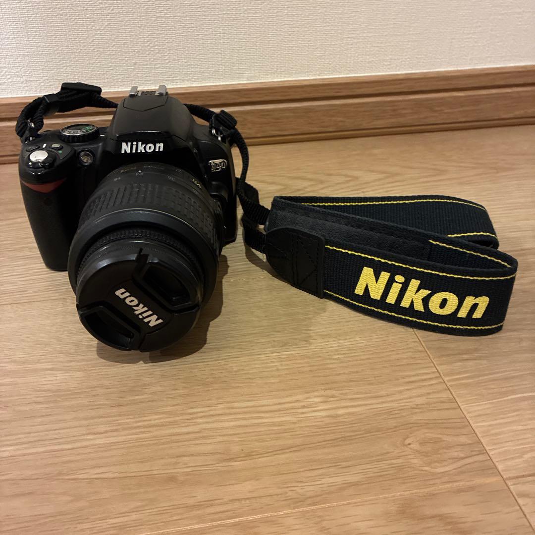 Nikon D40 デジタル一眼 AF-S18-55mm VR