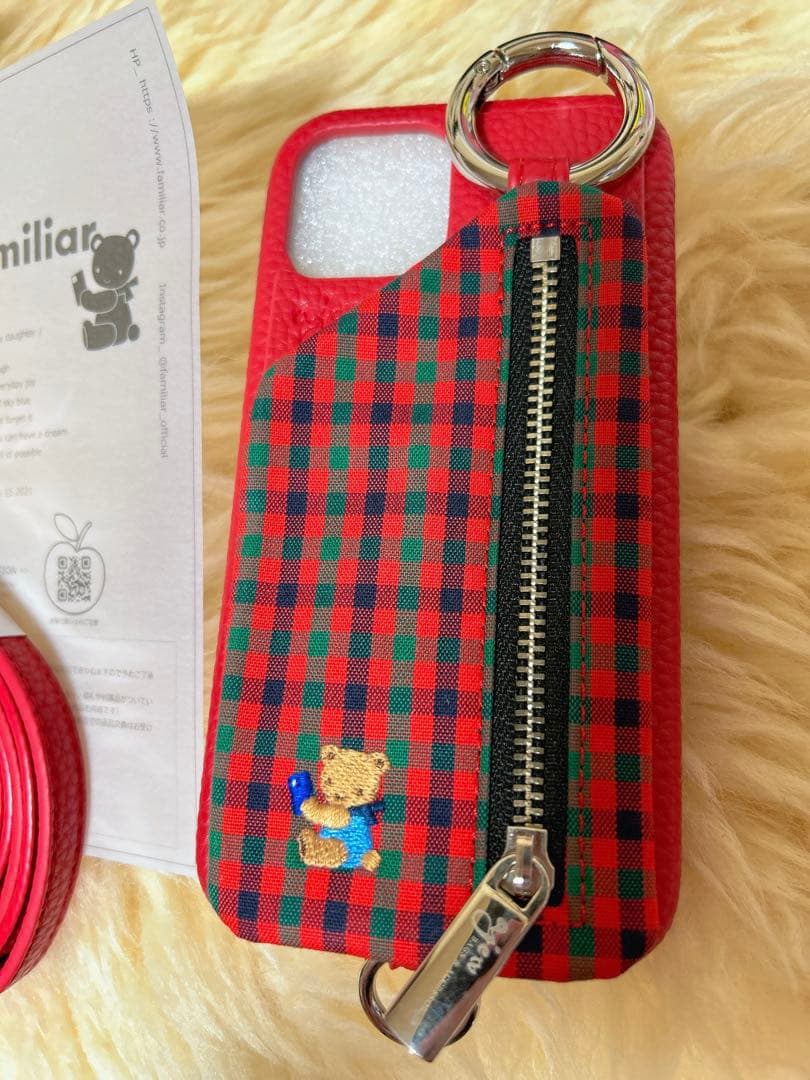 familiar ajew ファミリア エジュー　スマホケース　red 完売品